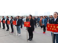 济宁市公交集团举办首届“庆五一”职工趣味运动会