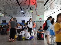2019暑运，济宁站迎来首个客流小高峰