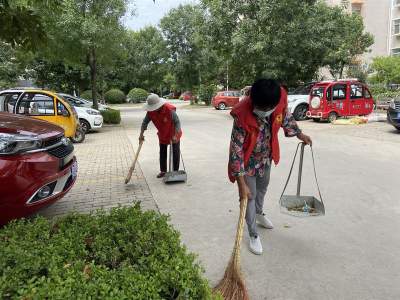 汶上县南站街道开展“清洁社区美化环境”新时代文明实践志愿活动