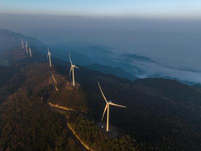 新华鲜报丨“捕风捉光”，气象服务助力新能源发电