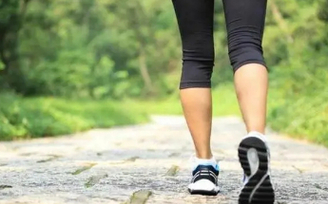 最新研究：日行万步或可减轻久坐者健康风险